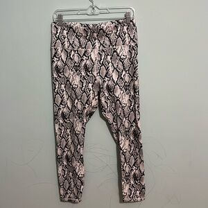 Fabletics snake print leggings